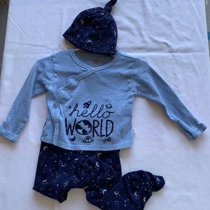 Hello World 3-6m take home set
